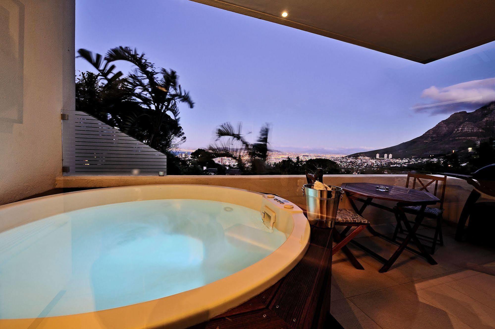 129 On Kloof Nek Apartments Città del Capo Esterno foto
